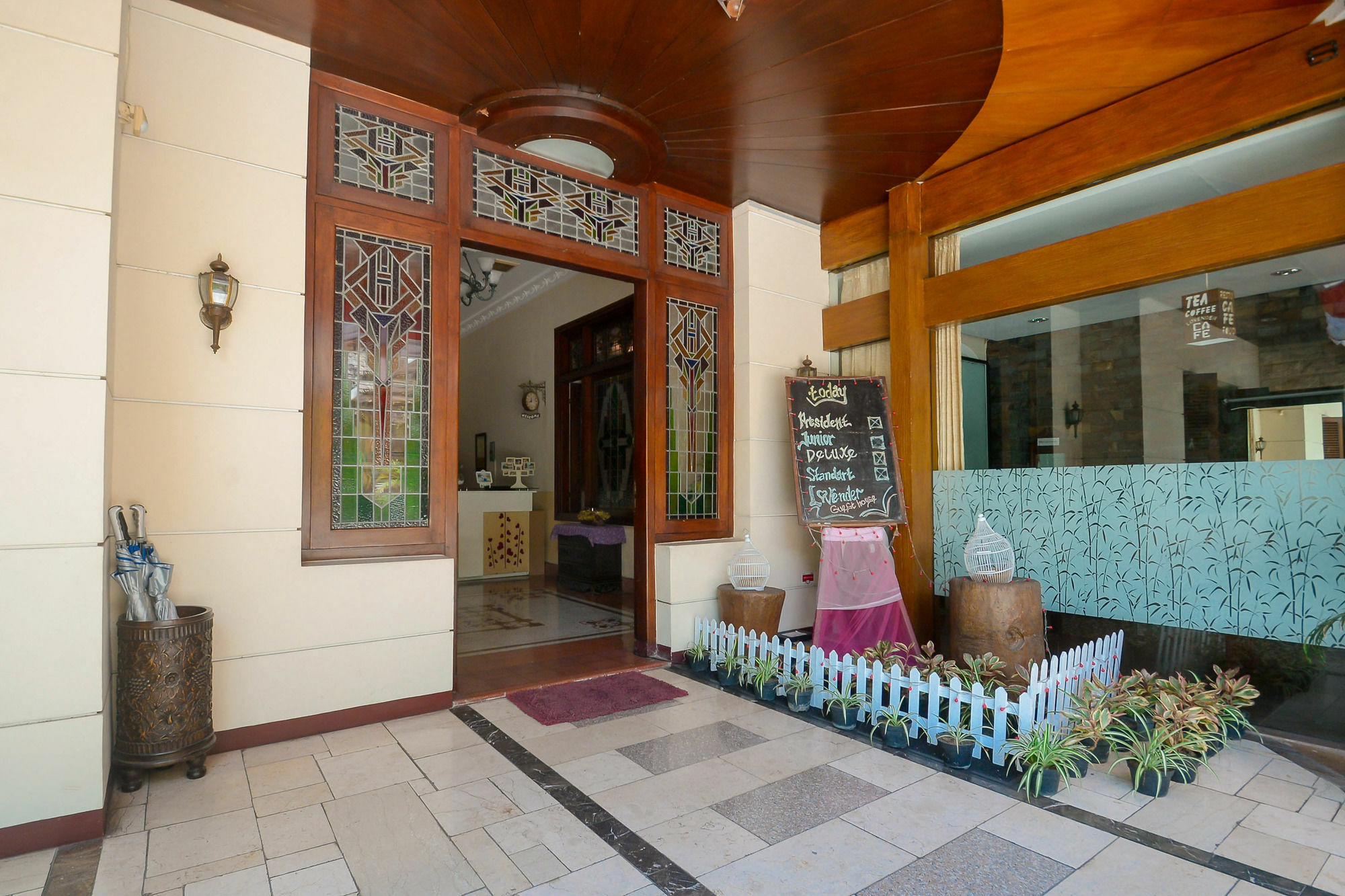 Lovender Guesthouse Маланг Екстер'єр фото